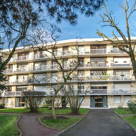 Residence Du Parc ฟองเตเนย์-โอซ์-โรซส์ ภายนอก รูปภาพ